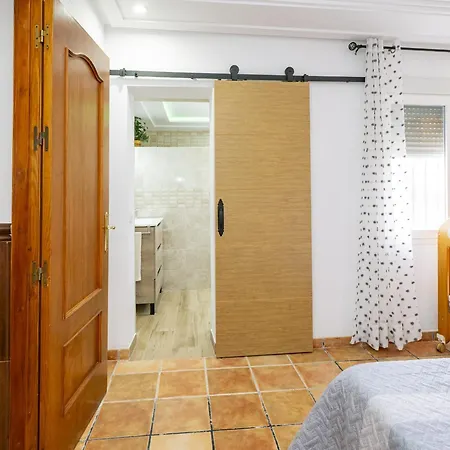 Cubo's Micaela 度假居 Coín